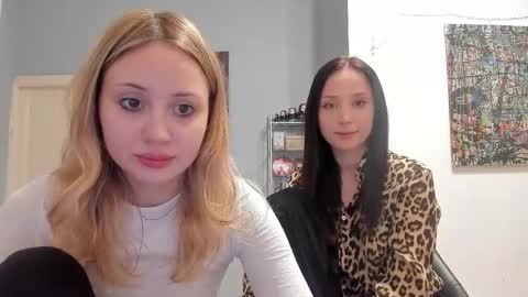 1lovepizza online show from 11/16/25, 09:09