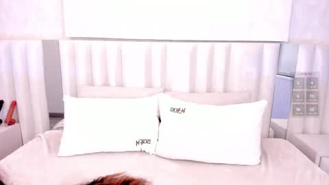 Nahomi online show from 05/24/26, 06:29