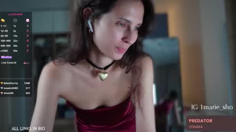 Marie online show from 09/17/25, 06:31