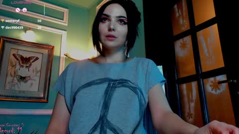 Moona  online show from 01/26/25, 07:31