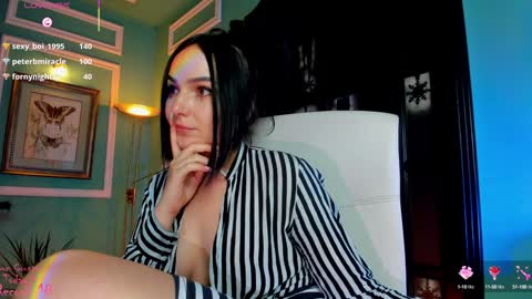 Moona  online show from 02/01/25, 10:23