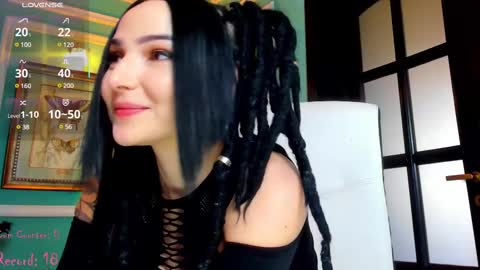 Moona  online show from 02/19/25, 12:44