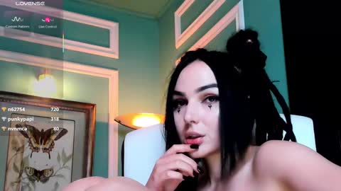 Moona  online show from 02/26/25, 06:11