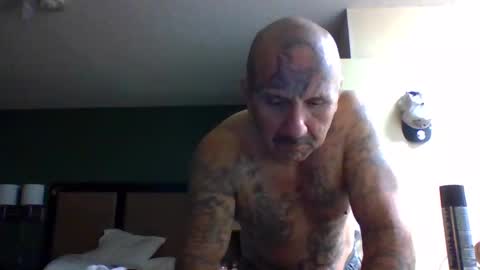 TheShyOne18 online show from 12/17/25, 01:22