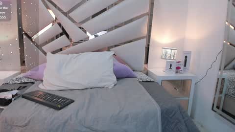 Luisa online show from 01/17/25, 02:50