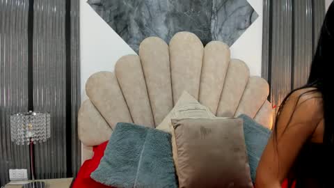 Luisa online show from 01/13/26, 01:38