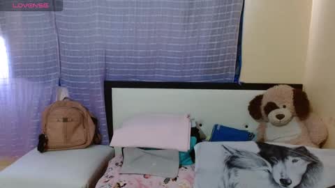 paola online show from 10/22/25, 05:02