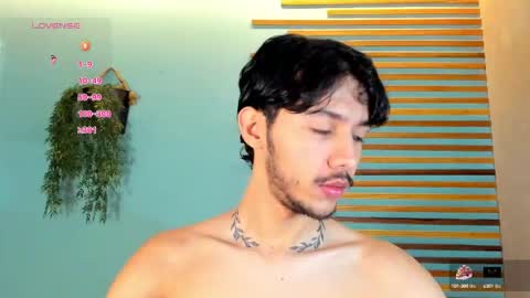 Sebastian online show from 09/08/25, 07:02