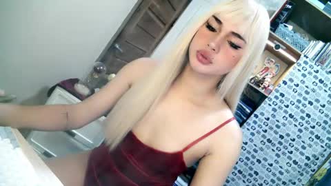 Snapshot of 1sexy_kattie chatting on 06/06/26, 12:38 1sexy kattie online show from 06/06/26, 12:38