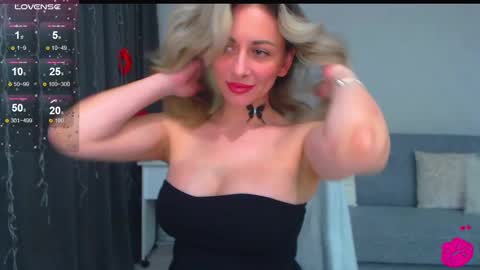 Snapshot of 1sweetvictoria chatting on 01/19/25, 03:21 Victoria online show from 01/19/25, 03:21