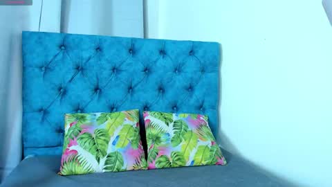 Snapshot of 1threestar chatting on 09/13/25, 11:54 1Threestar online show from 09/13/25, 11:54