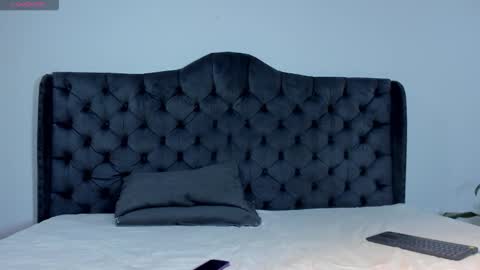 Snapshot of 1threestar chatting on 09/30/25, 01:05 1Threestar online show from 09/30/25, 01:05