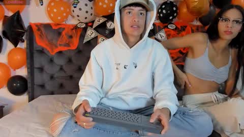 Snapshot of 1threestar chatting on 10/14/25, 12:50 1Threestar online show from 10/14/25, 12:50