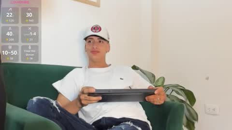 Snapshot of 1threestar chatting on 11/12/25, 12:49 1Threestar online show from 11/12/25, 12:49