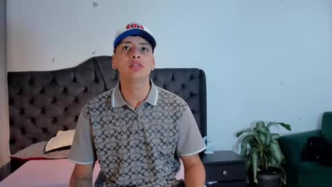 Snapshot of 1threestar chatting on 01/06/26, 12:42 1Threestar online show from 01/06/26, 12:42