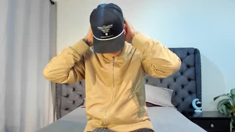 Snapshot of 1threestar chatting on 01/07/26, 12:40 1Threestar online show from 01/07/26, 12:40