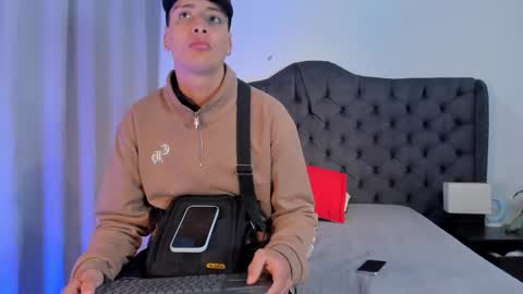 Snapshot of 1threestar chatting on 01/13/26, 12:21 1Threestar online show from 01/13/26, 12:21