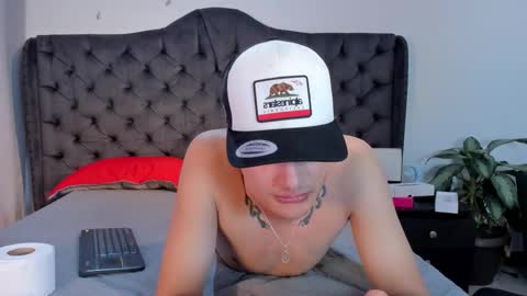 Snapshot of 1threestar chatting on 01/14/26, 12:27 1Threestar online show from 01/14/26, 12:27