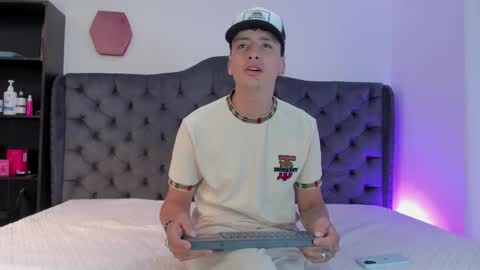 Snapshot of 1threestar chatting on 02/27/26, 11:10 1Threestar online show from 02/27/26, 11:10