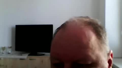 Snapshot of 1vaso chatting on 11/04/25, 10:25 1vaso online show from 11/04/25, 10:25