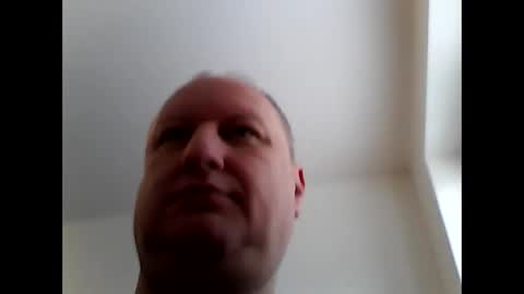 Snapshot of 1vaso chatting on 12/18/25, 09:37 1vaso online show from 12/18/25, 09:37