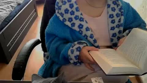 Snapshot of 1your_hot_girls chatting on 03/10/25, 10:37 1your_hot_girls online show from 03/10/25, 10:37