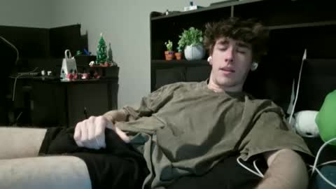 Snapshot of 2004twink chatting on 04/13/26, 04:29 2004twink online show from 04/13/26, 04:29