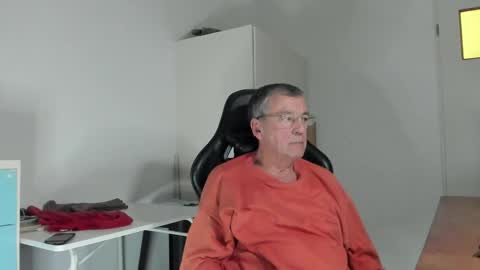 Henk online show from 02/12/25, 04:44