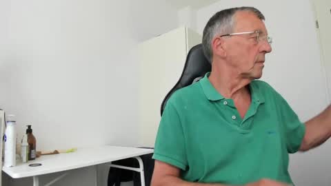 Henk online show from 06/03/26, 02:33
