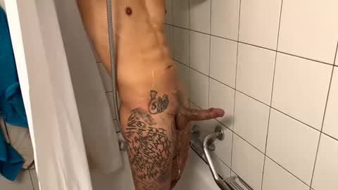 2025rob online show from 11/05/25, 05:24