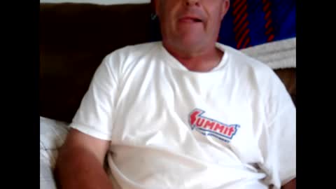 Snapshot of 20acresbub chatting on 09/13/25, 05:57 20acresbub online show from 09/13/25, 05:57