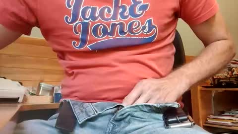 Snapshot of 22_acacia_avenue chatting on 09/15/25, 01:22 22_acacia_avenue online show from 09/15/25, 01:22