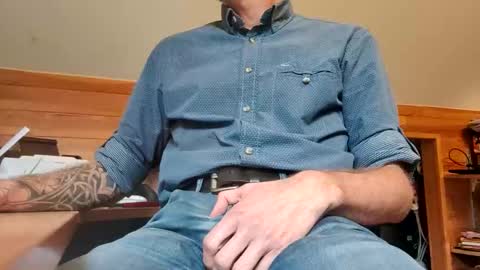 Snapshot of 22_acacia_avenue chatting on 10/16/25, 11:44 22_acacia_avenue online show from 10/16/25, 11:44