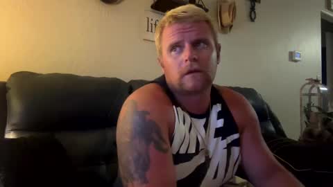 22bigelo2316 online show from 11/19/25, 11:49