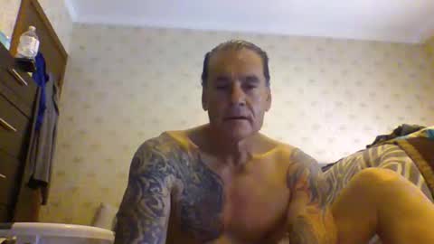 Snapshot of 23player chatting on 09/29/25, 01:00 23player online show from 09/29/25, 01:00