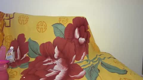 Snapshot of 24sweetlovey5643857 chatting on 02/10/25, 09:58 Sweetlove online show from 02/10/25, 09:58