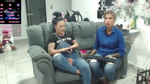 27sexiyparis online show from 11/30/25, 01:53