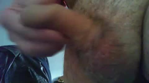 Snapshot of 2_small_4u chatting on 11/05/25, 09:53 2_small_4u online show from 11/05/25, 09:53