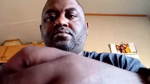 Snapshot of 2ccjbstar chatting on 12/11/24, 07:36 BlacJewels online show from 12/11/24, 07:36