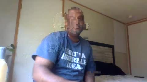 Snapshot of 2ccjbstar chatting on 03/01/25, 08:10 BlacJewels online show from 03/01/25, 08:10