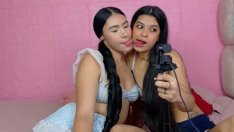 Snapshot of 2cgirls18 chatting on 11/12/25, 05:13 Tip us ask our names online show from 11/12/25, 05:13