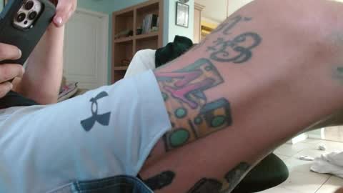 Snapshot of 2dirtyhillbillies chatting on 04/27/26, 09:57 ThrillBilly online show from 04/27/26, 09:57