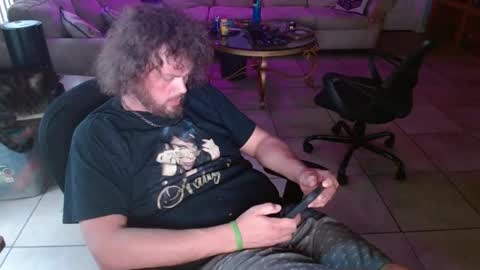 Snapshot of 2dirtyhillbillies chatting on 05/27/26, 10:18 ThrillBilly online show from 05/27/26, 10:18