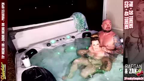 Snapshot of 2freakycouple24 chatting on 03/10/25, 01:01 Zak and Raegan online show from 03/10/25, 01:01