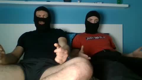 Snapshot of 2frenchfriends chatting on 02/21/25, 10:59 2frenchfriends online show from 02/21/25, 10:59