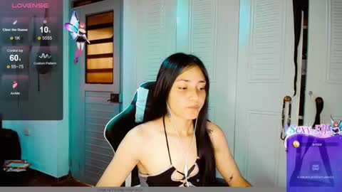 Snapshot of 2girls__dream chatting on 01/29/25, 08:25 samantha sharon online show from 01/29/25, 08:25