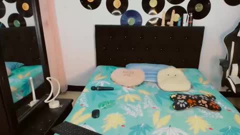 samantha sharon online show from 03/12/26, 08:53