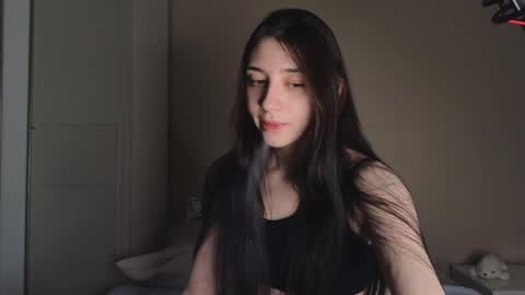 Snapshot of 2insensitive chatting on 02/22/25, 12:51 Lina free control in pvt online show from 02/22/25, 12:51