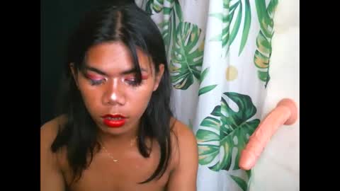 Snapshot of 2mella_reload chatting on 09/12/25, 02:33 MEL online show from 09/12/25, 02:33