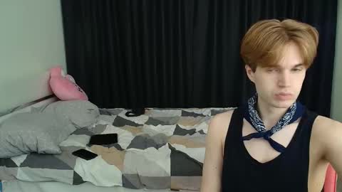 Eleot online show from 10/31/25, 05:03